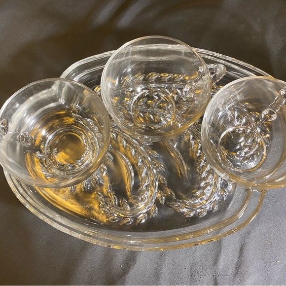 Federal Glass Homestead 1940s Snack Plates and Cups 3 sets